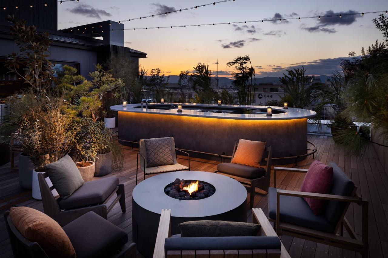 Nohga Hotel Kiyomizu Kioto Zewnętrze zdjęcie The rooftop bar at the hotel