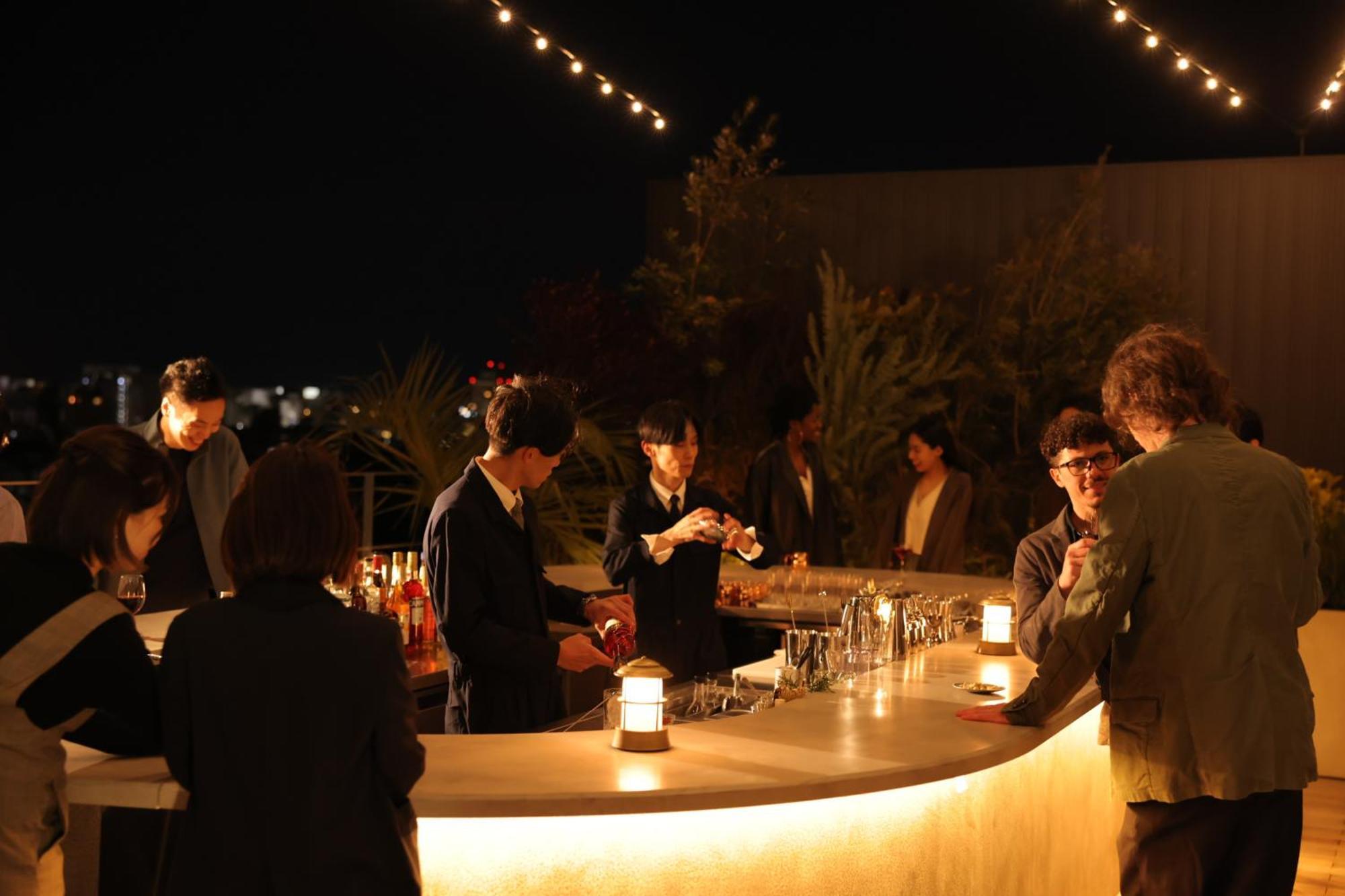 Nohga Hotel Kiyomizu Kioto Zewnętrze zdjęcie A rooftop bar in Tokyo