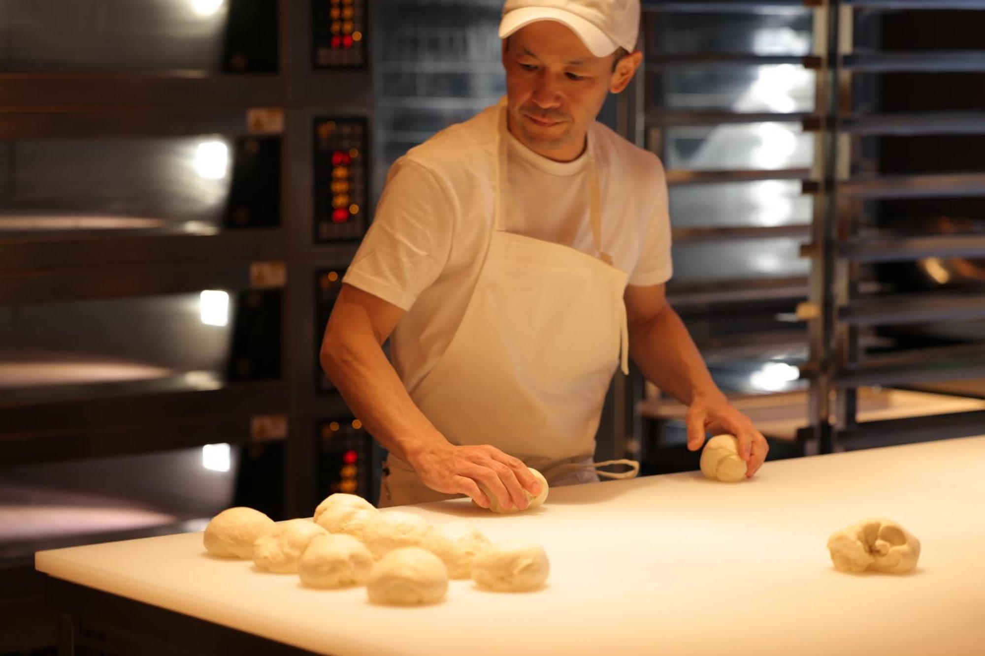 Nohga Hotel Kiyomizu Kioto Zewnętrze zdjęcie A baker preparing bread dough